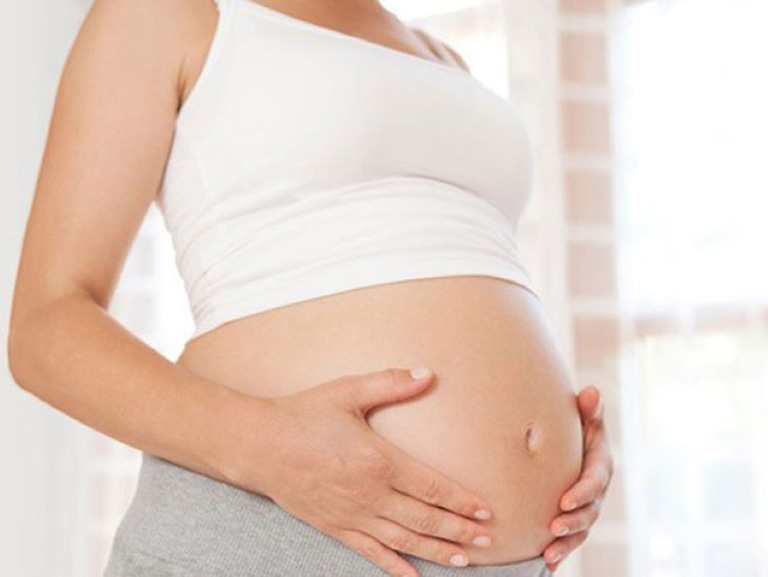 Khi mang thai, nội tiết tố thay đổi khiến hệ miễn dịch của bà bầu suy giảm  