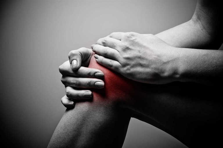 Biến chứng sốt thấp khớp là một trong những biến chứng nguy hiểm của tình trạng viêm amidan mãn tính