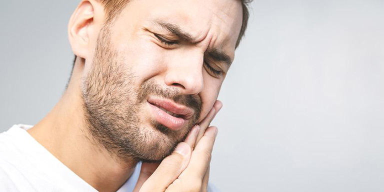 Những người có bệnh lý về răng miệng mà không điều trị kịp thời dễ biến chứng thành viêm xoang hàm phải