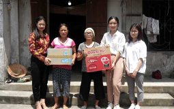 Đoàn CTXH Quân dân 102 đến thăm hỏi và tặng quà các hoàn cảnh khó khăn tại Thái Bình
